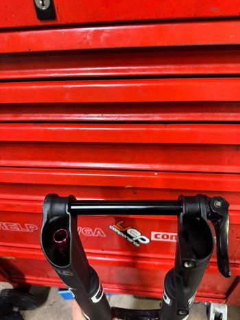 Tweedehands fox 32 performance step cast 2024 bike — afbeelding 3 van 3