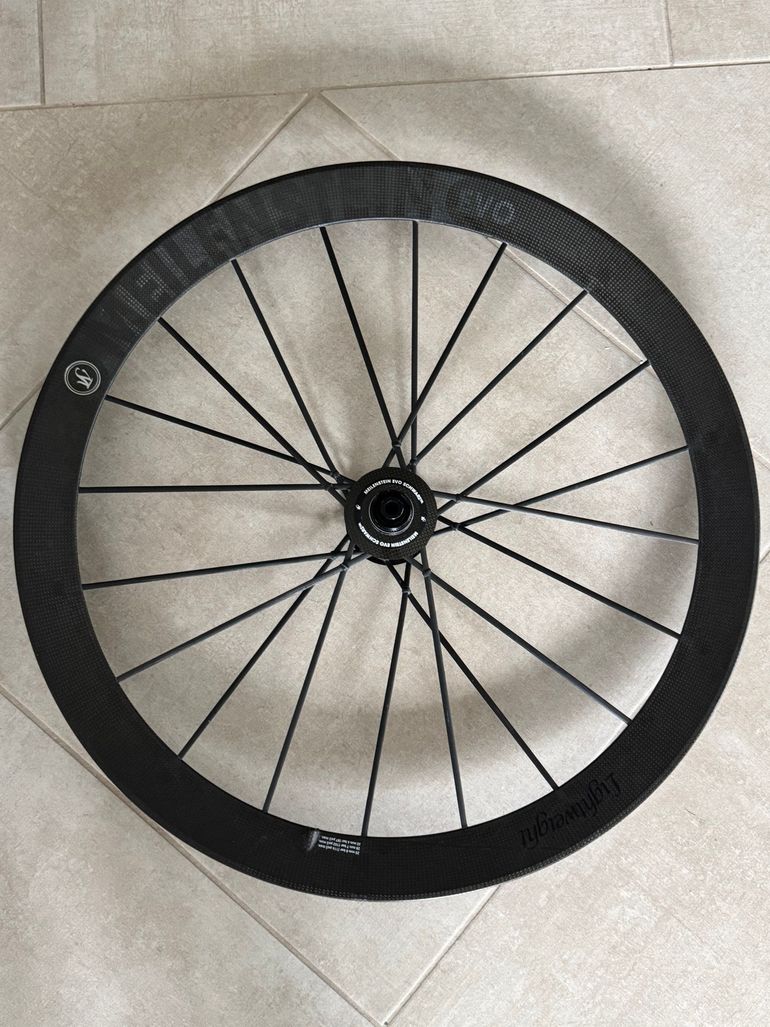 leightwight Meilenstein EVO Schwarz Edition ceramicpeed 2021 bike usato — immagine 2 di 3