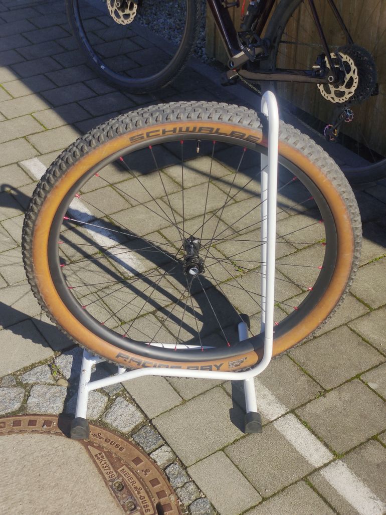 Brugt Dt Swiss Custom built Carbon 2025 bike — billede 2 af 11