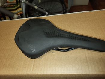Used Selle Italia y 2024 bike — image 2 of 4