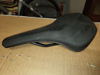 Used Selle Italia y 2024 bike — image 1 of 4