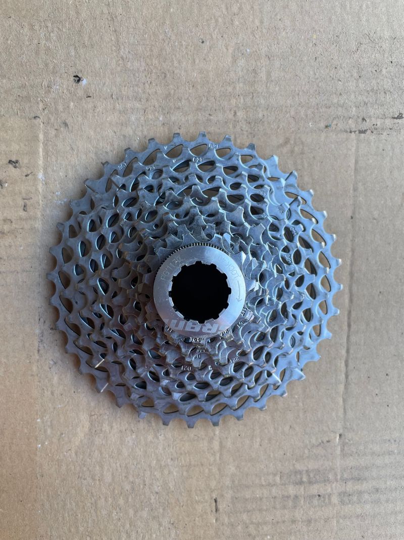 Sram PG1170 bike d'occasion — image 1 sur 2