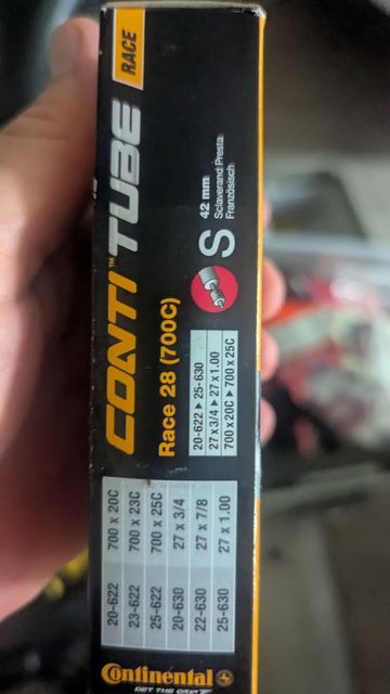 Used Continental gatorskin 25mm 2025 bike — image 7 of 9