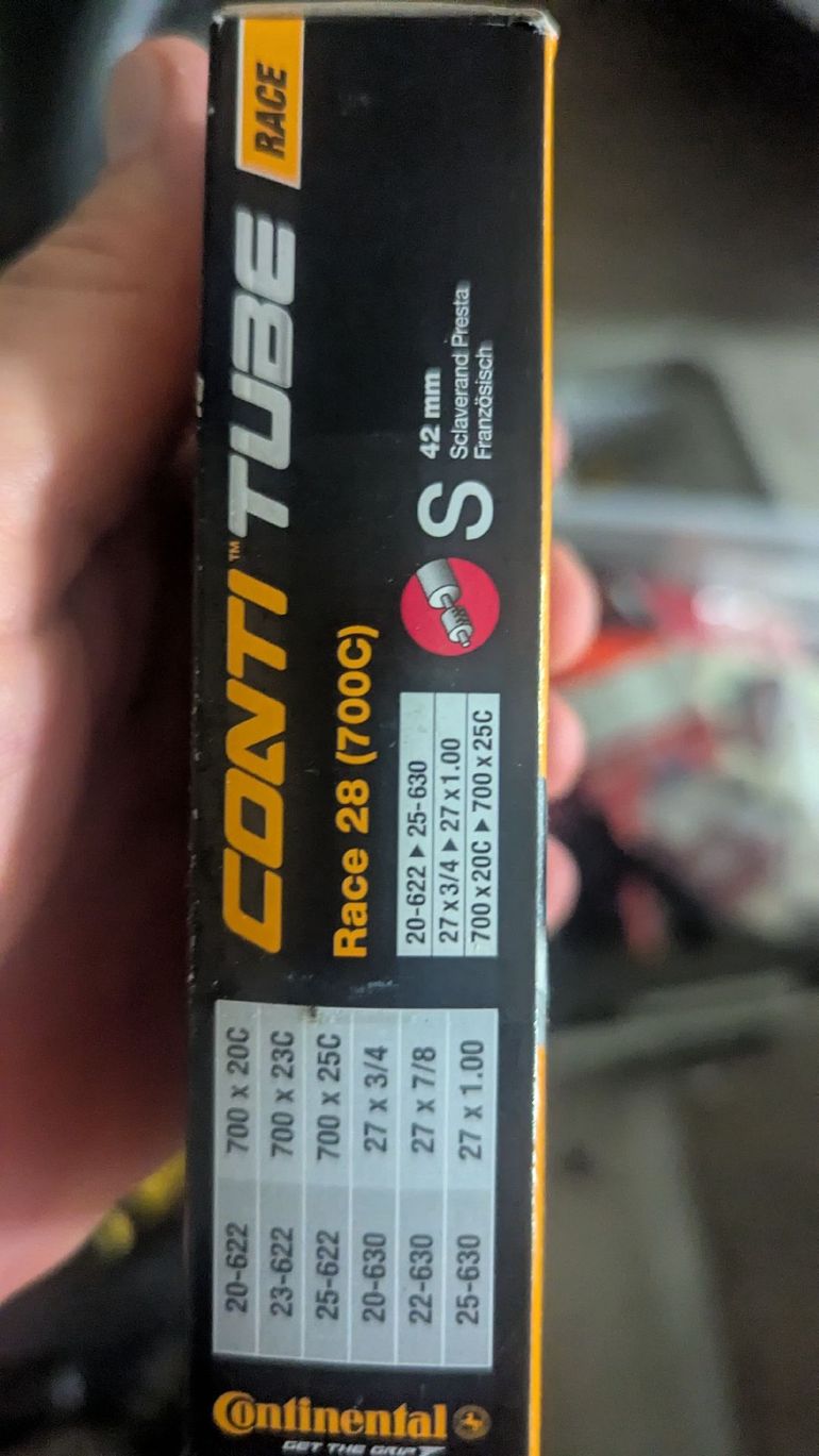 Used Continental gatorskin 25mm 2025 bike — image 7 of 9