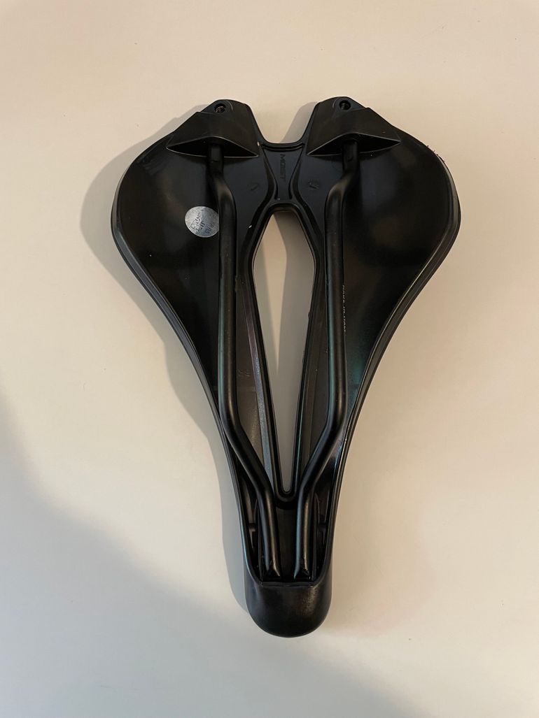 MOST LYNX ULTRA サドル PINARELLO】MOST LYNX サドル、JAGUAR GR カーボンハンドルバー