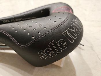 Used Selle Italia Diva Gel Flow bike — image 3 of 4