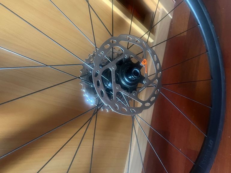 Used Dt Swiss R470 2025 bike — image 5 of 7