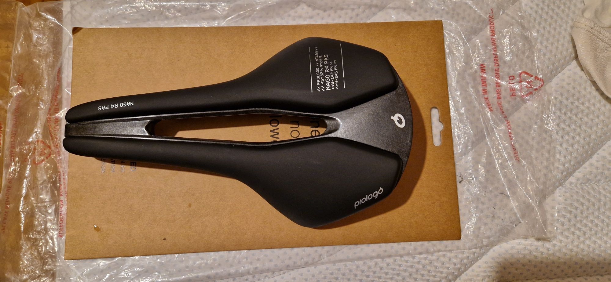 Prolo Nago R4 Pas 147 Nack Carbon 2025