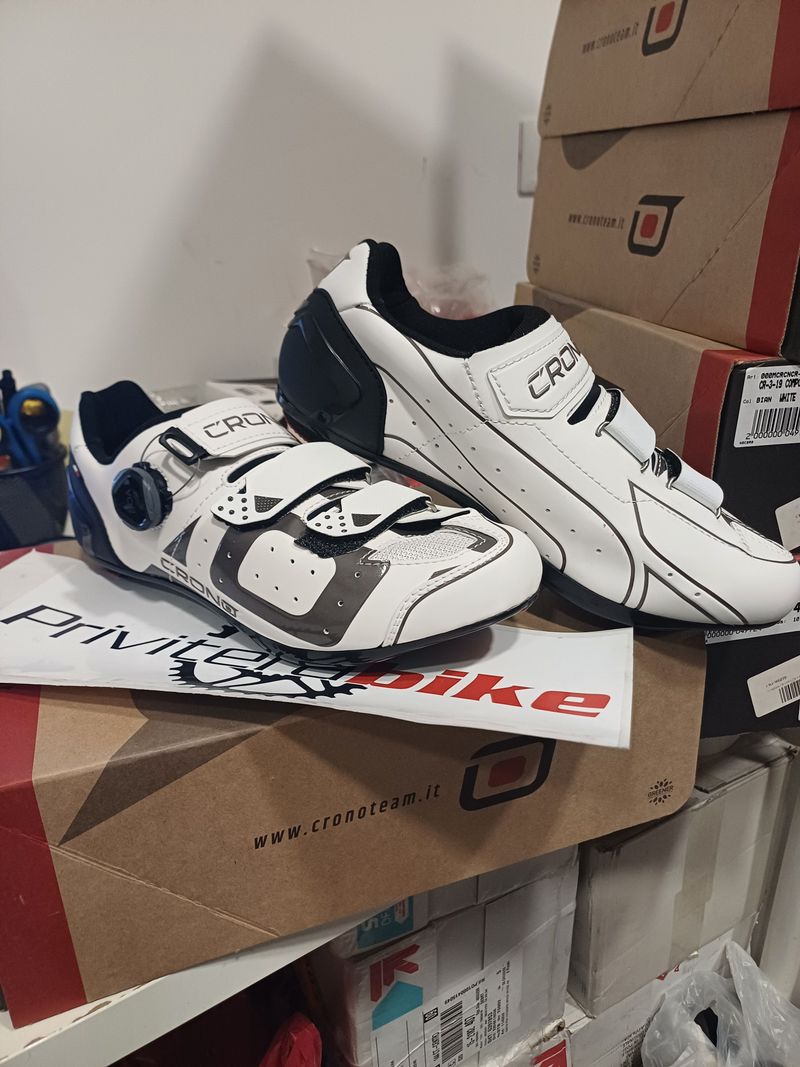 Crono SCARPE CR-3-19-COMPOSIT WHITE 46 - 000MCRCNCR-3-19-WHT-46 2022 Cycling Shoes d'occasion