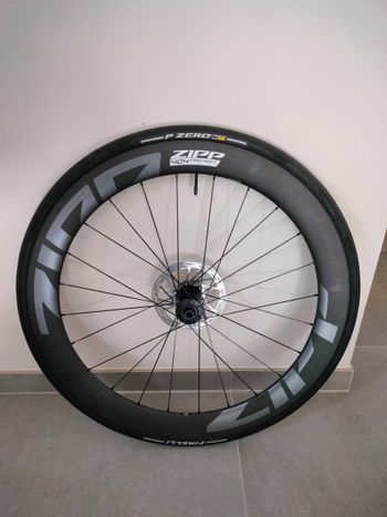 Käytetty Zipp 404 Firecrest 58mm 2025 bike — kuva 2 / 2