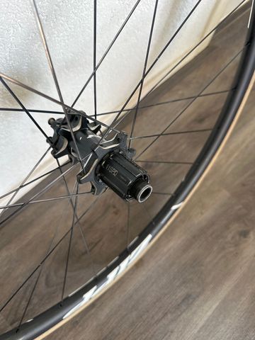 Zipp 30 course bike usato — immagine 7 di 7