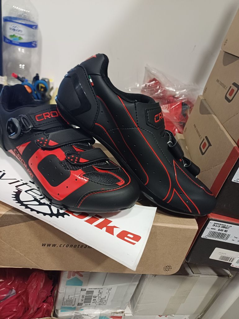 Used Crono SCARPE  CR-3-19-COMPOSIT RED 46 - 000MCRCNCR-3-19-RED-46 2022 bike — image 2 of 2