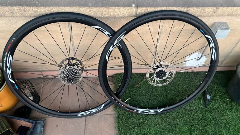 Wheel Rs 370 Shimano Wheel Set Gravel SHIMANO GRX WH-RS370-TL-FR12