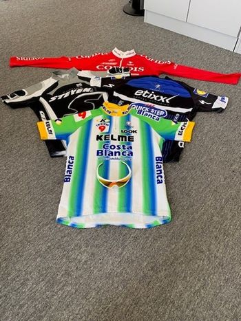 Used Standard Diverse 2020 Cycling Clothing