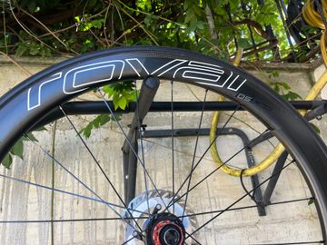 Used Roval Rapide CLX 50 2021 bike — image 9 of 12