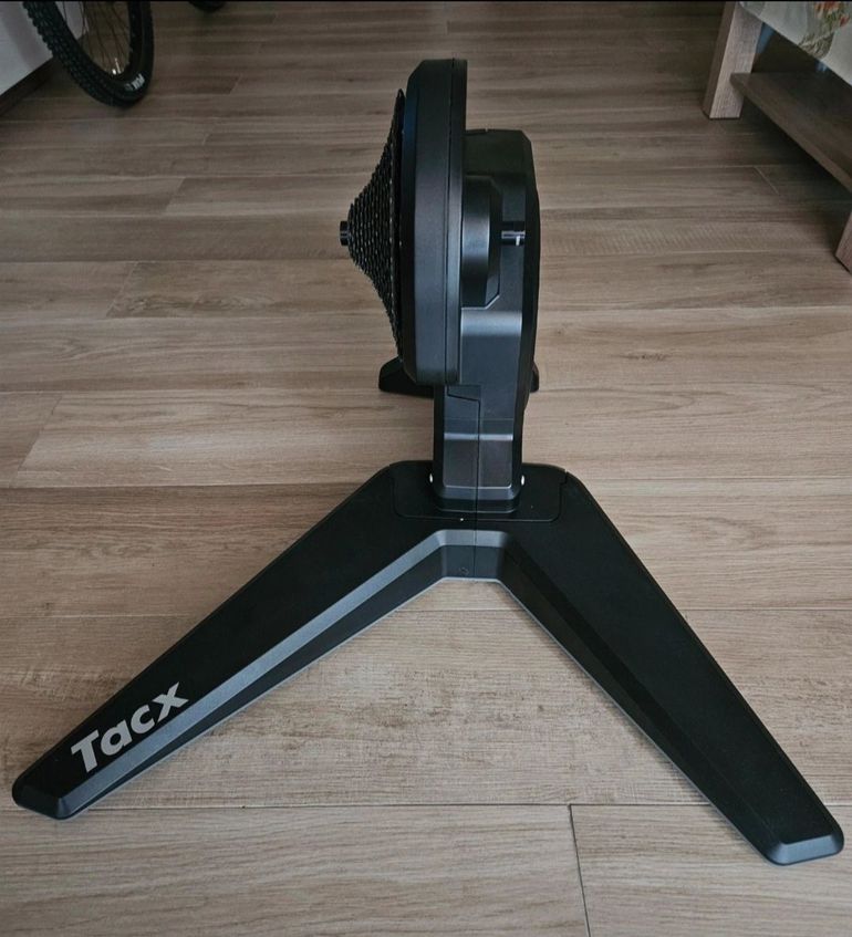 Garmin Tacx Flux S Smart 2025