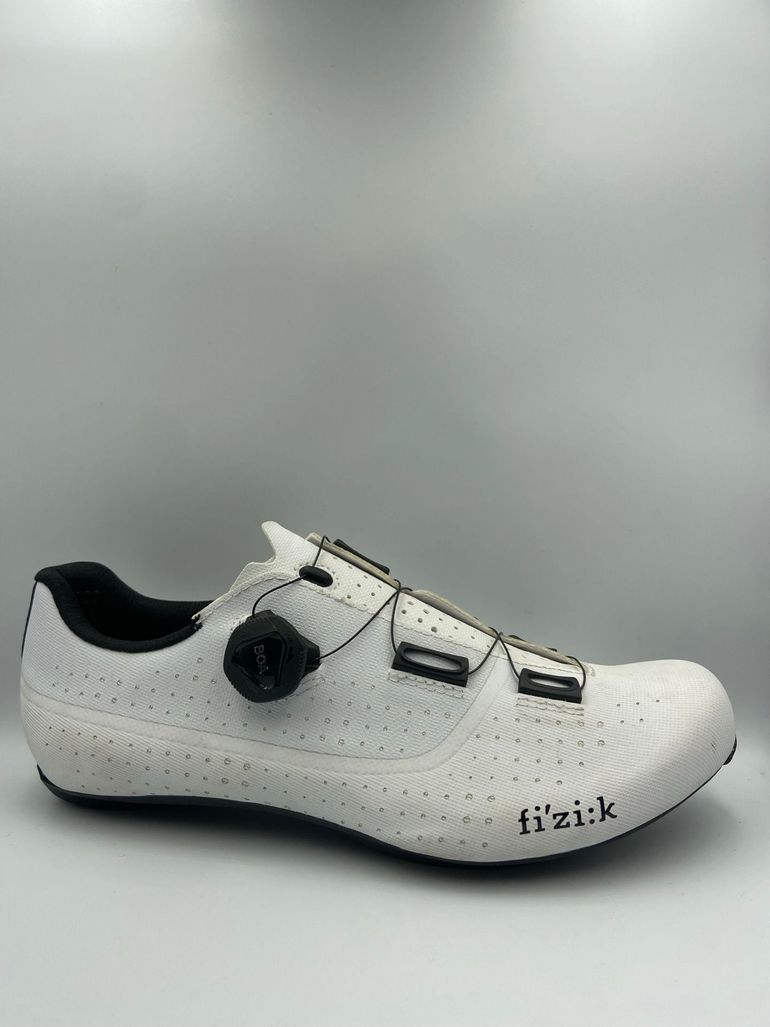 Used Fizik tempo 2024 bike — image 1 of 3