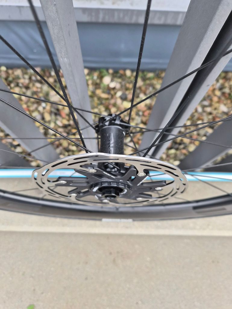 Brugt Enve SES 6.7 2024 bike — billede 9 af 14