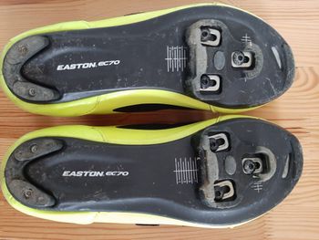 Used Giro Santrie Techlace 2020 bike — image 4 of 9