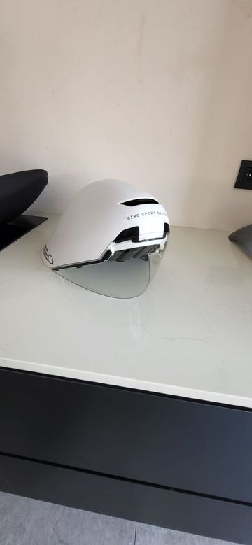 Gebrauchtes Giro aerohead II mips whit - M 2025 bike — Bild 1 von 7