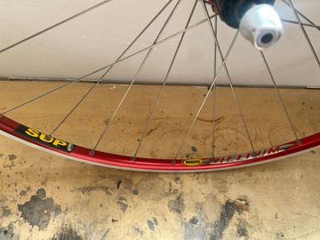 Used Mavic helium sup rosse 1990 bike — image 5 of 5