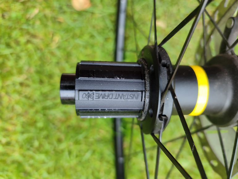 Used Mavic 622x18tc road compatible 23 to 39mm tubes/tubeless ready bike — image 4 of 6