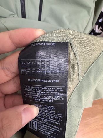 Używany burton ak soft shell jacket 2024 bike — zdjęcie 8 z 11
