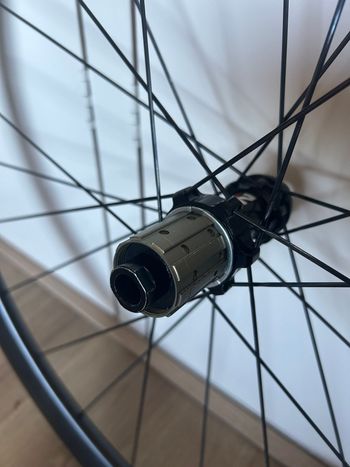 Used UTRRA LIGHT . 2024 bike — image 5 of 5