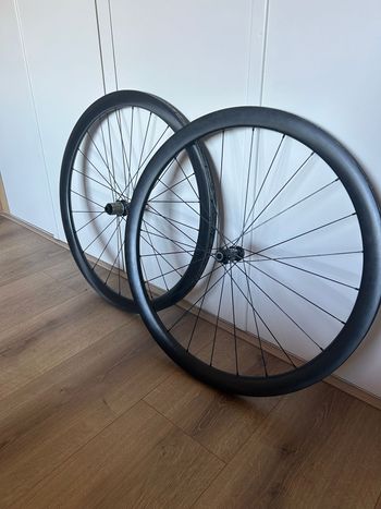 Used UTRRA LIGHT . 2024 bike — image 4 of 5