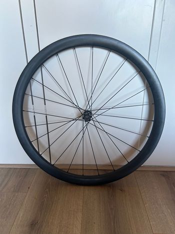 Used UTRRA LIGHT . 2024 bike — image 2 of 5