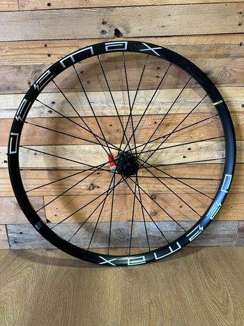 Gebrauchtes Mavic E Deemax 30 delantero 2024 Wheels