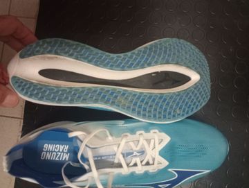 Käytetty Mizuno rebellion pro 2 2024 Running Shoes