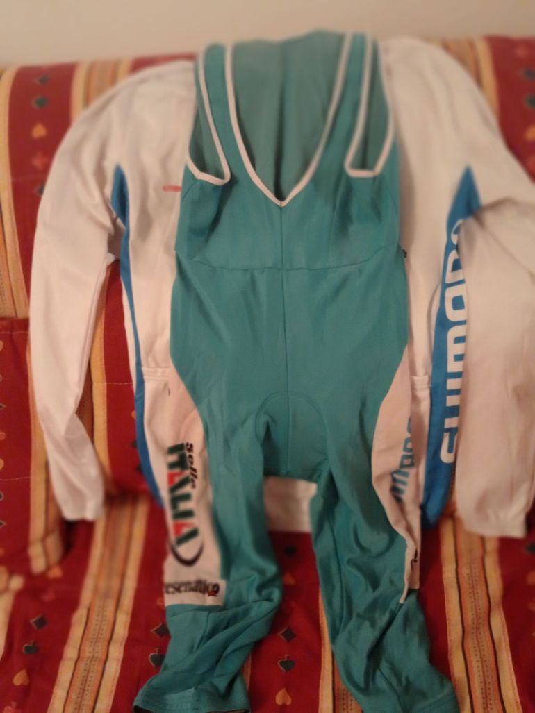 Used Nove colli Giacca maniche lunghe e pantaloni mezza gamba 2015 bike — image 1 of 4
