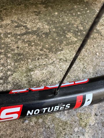 Brugt Ztr crest mk3 23mm interno canale 2022 bike — billede 3 af 4