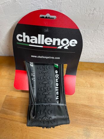 Used Challenge chiccane 2023 bike — image 2 of 3