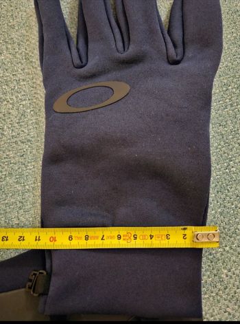 Used Oakley 2025 bike — image 5 of 6