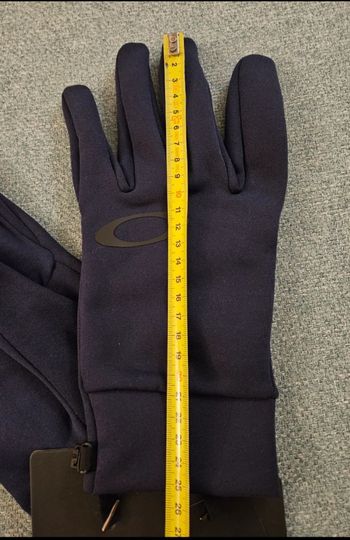 Used Oakley 2025 bike — image 4 of 6
