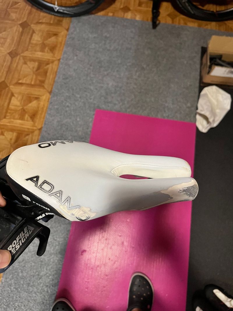 Used ISM Adamo Road (full Gel) 2015 Saddles & Seatposts