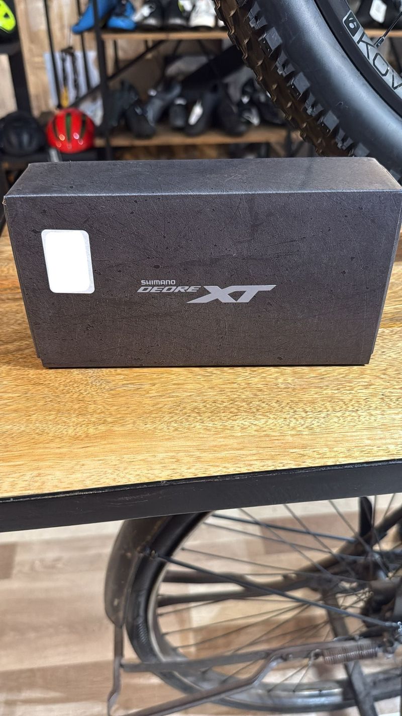 Gebrauchtes Shimano Deore XT Drivetrain & Pedals