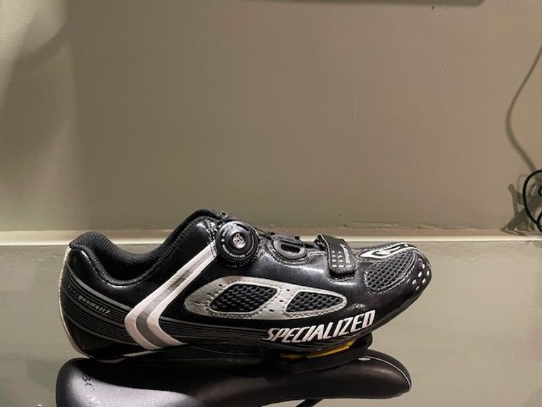 Used Specialized expert 2011 bike — image 6 of 10