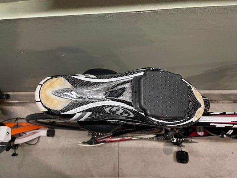 Used Specialized expert 2011 bike — image 9 of 10