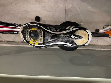 Used Specialized expert 2011 bike — image 10 of 10