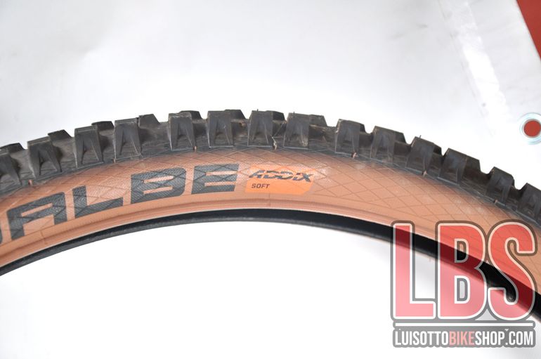 Used Schwalbe Copertone MTB enduro   MAGIC MARY 29x2.50 Super Gravity TL easy EVO  Addix Soft. 2023 bike — image 2 of 5