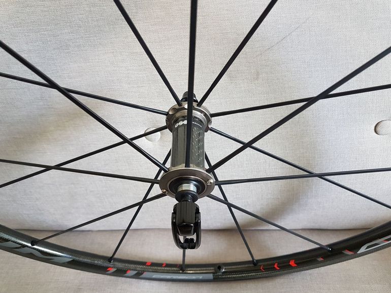 Brugt Fulcrum Racing Zero Carbon C17 AC3 Front bike — billede 6 af 20