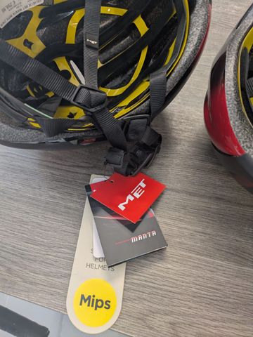 Brugt MET manta 2025 bike — billede 3 af 3
