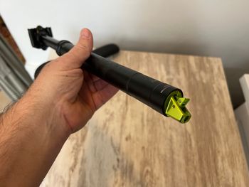 Used Oneup V3 Dropper Post 27.2 - 120mm 2023 bike — image 15 of 17