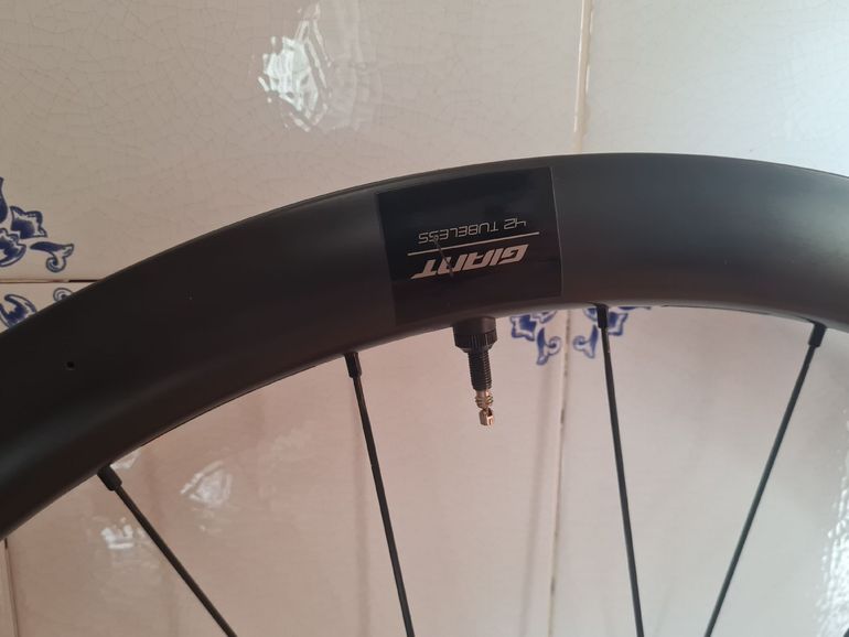 Used Giant SLR1 2023 bike — image 2 of 3