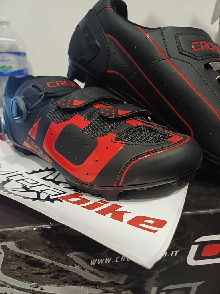 Used Crono SCARPE  CX-3-19 MTB BLACK/RED 45 - 000MCRMNCX-3-19-RED-45 2023 bike — image 2 of 2