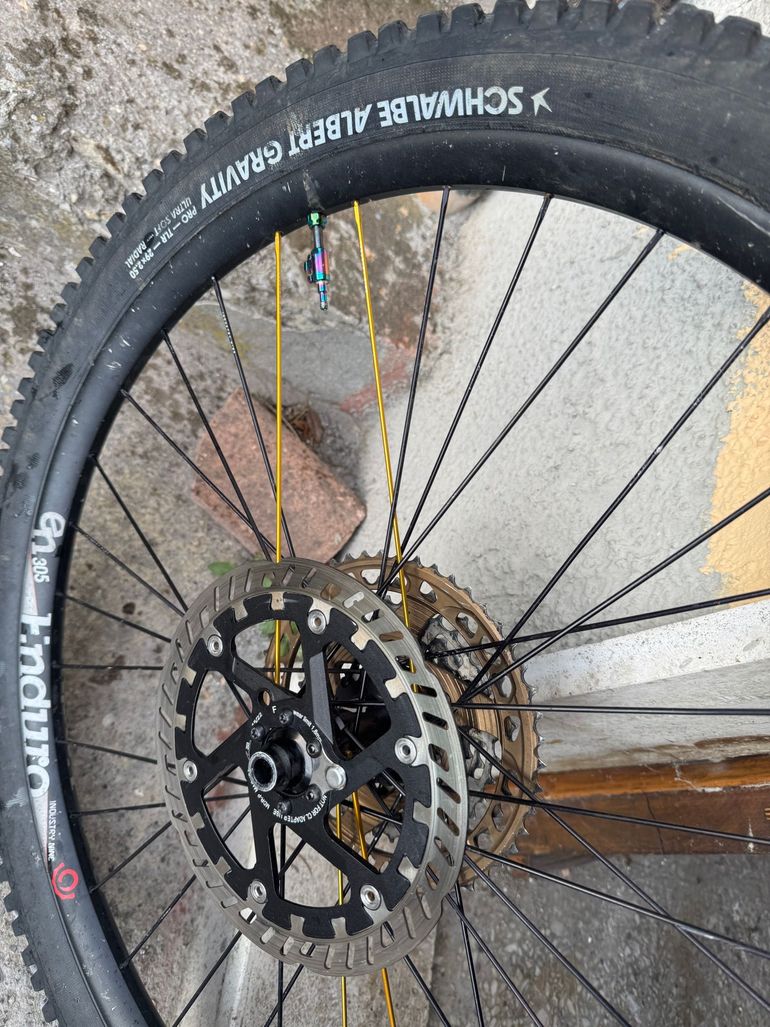 Gebrauchtes Industry Nine enduro 305 2022 bike — Bild 10 von 11