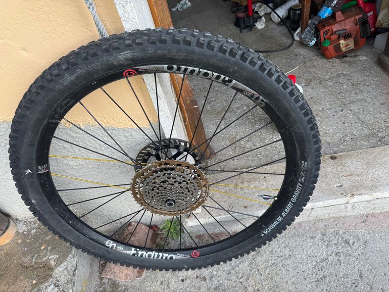 Gebrauchtes Industry Nine enduro 305 2022 bike — Bild 8 von 11